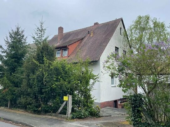 Wohnhaus mit großem Gartengrundstück in Nürnberg - Stadtteil Holzheim