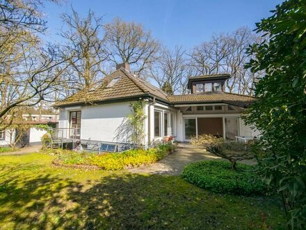 Großzügiges 6 Zimmer-Einfamilienhaus mit individuellem Wohnbereich im Fensterturm