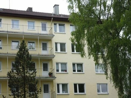 Helle große 3-Zimmer-Wohnung mit Balkon, Wohngebiete Eichholz (Aufzug im Haus)