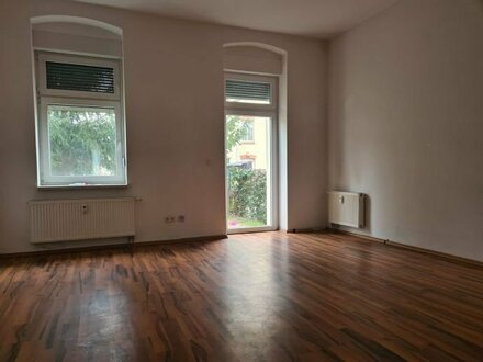 1 Zimmer-Wohnung mit separater Küche und Terrasse