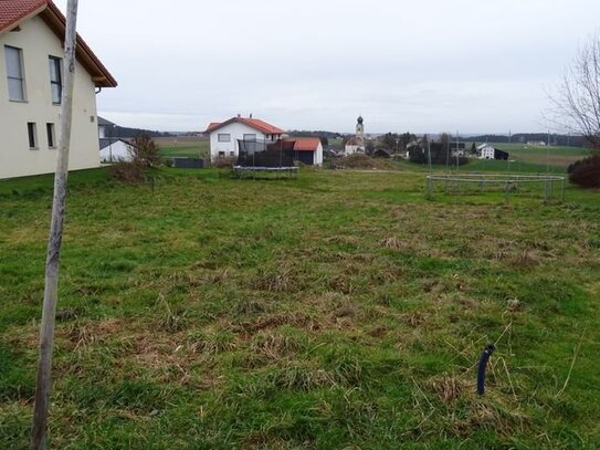 Sie suchen ein sonniges großes Grundstück in ruhiger Lage!