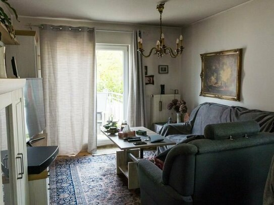 ***RESERVIERT*** 2-Zimmer-Wohnung mit Balkon von Privat