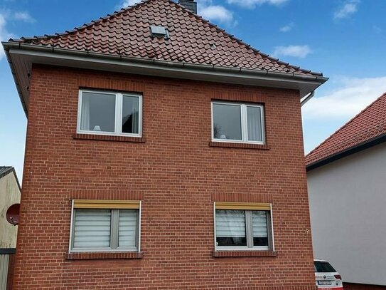 Freistehendes Zweifamilienhaus in guter Wohnlage von Celle! (TJ-6216)