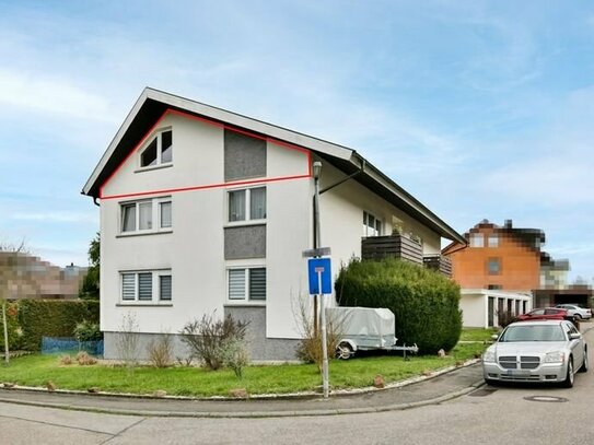 Bezugsfreie Dachgeschoss-Wohnung in ruhiger Lage