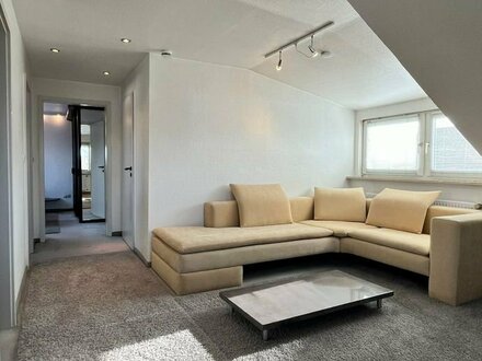 Möbliert: Moderne 2,5-Zimmer Wohnung mit Arbeitszimmer in Bogehausen/ Nähe Flughafen S-Bahn S8