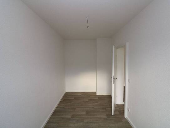 Kaltmiete zzgl. Nebenkosten, for rent at Karl-Kegel-Straße 30 , Wasserberg - West , Freiberg (09599)