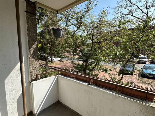 Kaltmiete zzgl. Nebenkosten, for rent at Warburghof 18 , Groß Buchholz , Hannover (30627)