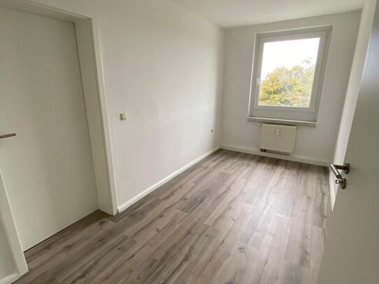 Wohnung zur Miete, for rent at Chemnitz, (09119), Kapellenberg 813,, Germany