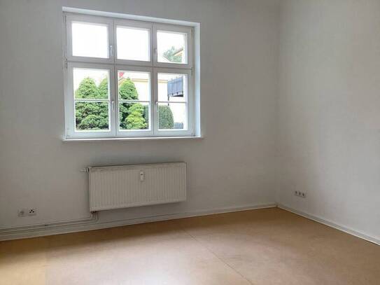 Kaltmiete zzgl. Nebenkosten, for rent at Karl-Liebknecht-Platz 3 , Elstal , Wustermark (14641)
