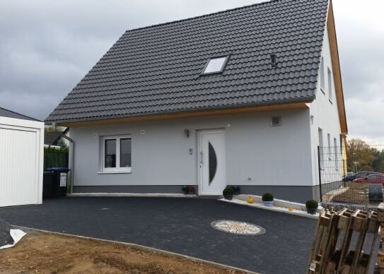 Kaltmiete zzgl. Nebenkosten, for rent at Oelsnitz/Erzgebirge (09376), Germany