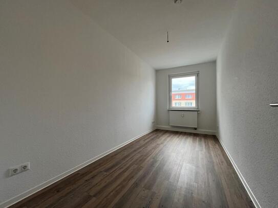 Kaltmiete zzgl. Nebenkosten, for rent at Wohnkomplex 6, Eisenhüttenstadt (15890), Germany