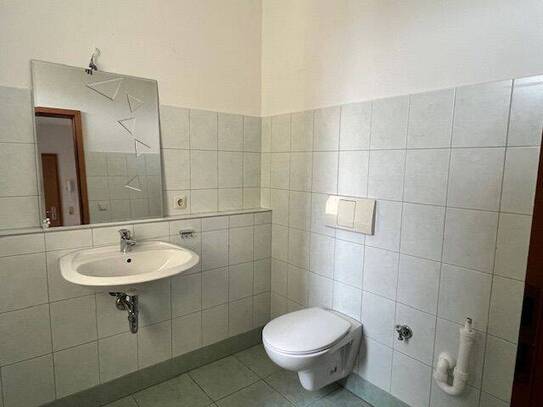 Kaltmiete zzgl. Nebenkosten, for rent at Georg-Büchner-Straße 21 , Debschwitz , Gera (07548)