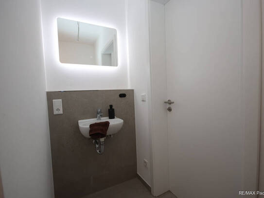 Nettokaltmiete exkl. Betriebskosten, for rent at Bahnhofstraße 24 , Hövelhof , Hövelhof (33161)