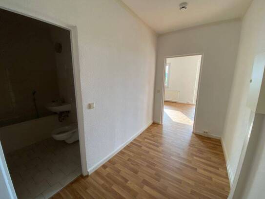 Nettokaltmiete exkl. Betriebskosten, for rent at Gerhard-Marcks-Straße 11 , Südliche Neustadt , Halle (06124)