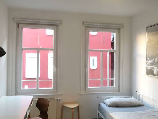 Wohnung 11 m² 690 € zur Miete Leonhardstrasse 0,Mitte,Stuttgart(70182)