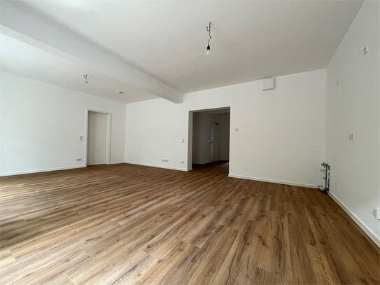 Wohnung zur Miete, for rent at (01324), Weißer Hirsch,, Dresden, Germany