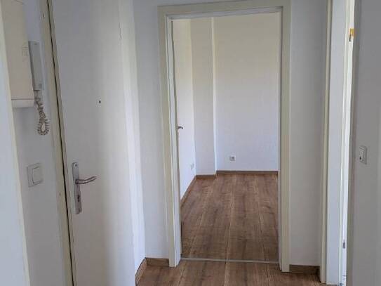 Nettokaltmiete exkl. Betriebskosten, for rent at Lugaer Straße 5a , Niedersedlitz , Dresden (01259)