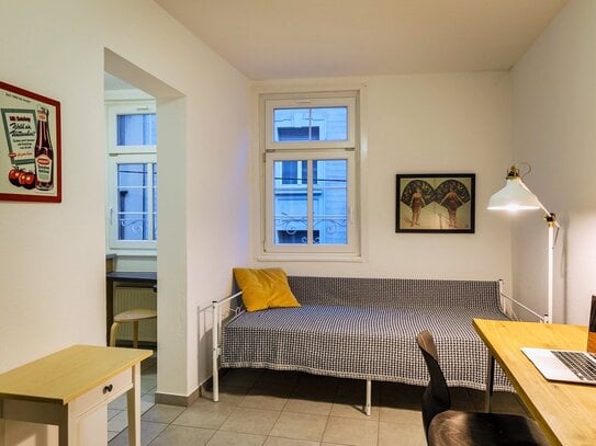 Wohnung zur Miete · Wohnen auf Zeit, for rent at (70182), Stuttgart Zentrum, Rathaus,, Germany