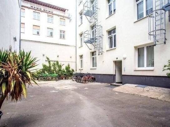 Kaltmiete zzgl. Nebenkosten, for rent at Elbestraße 00 HH 2.OGli , Bahnhofsviertel , Frankfurt am Main (60329)