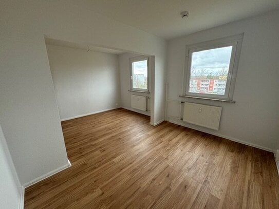 Wohnung zur Miete, for rent at (06132), Silberhöhe,, Halle (Saale), Germany