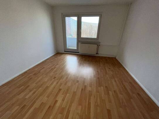 Kaltmiete zzgl. Nebenkosten, for rent at Friesenweg 162 , Chrieschwitz , Plauen (08529)
