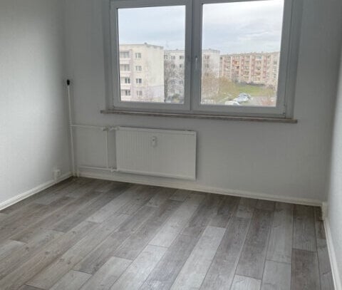 Wohnung zur Miete, for rent at (06132), Silberhöhe,, Halle (Saale), Germany