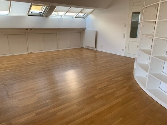 Penthouse zur Miete, for rent at München, Harlaching,, (81545), Germany