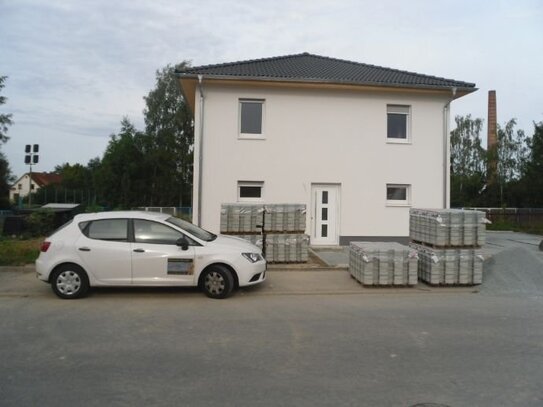 Einfamilienhaus zur Miete, for rent at Yorckgebiet 230,, Chemnitz, (09130), Germany