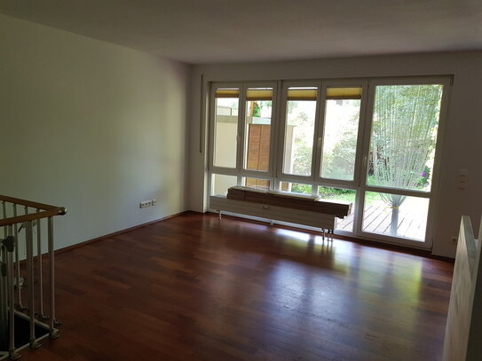 Terrassenwohnung zur Miete, for rent at Unterföhring, (85774), Germany