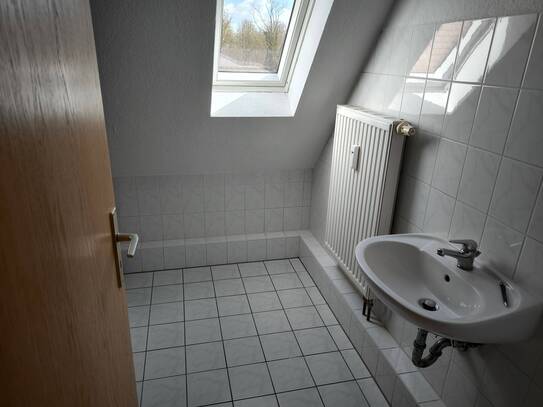 Kaltmiete zzgl. Nebenkosten, for rent at Kesselshainer Straße 31 , Borna , Borna (04552)