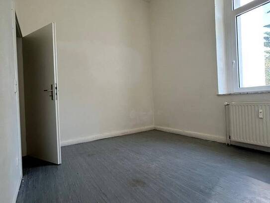 Nebenkosten, for rent at Helmutstraße 17 , Rath , Düsseldorf (40472)