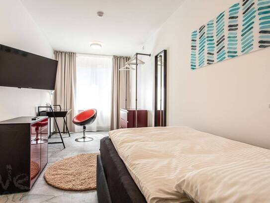 Kaltmiete zzgl. Nebenkosten, for rent at Taunusstraße 00 2.OG , Bahnhofsviertel , Frankfurt am Main (60329)