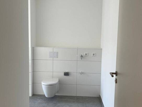 Nettokaltmiete exkl. Betriebskosten, for rent at Valentina-Archipowa-Straße 7 , Bockenheim , Frankfurt am Main (60486)