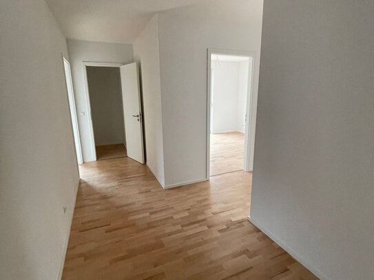 Kaltmiete zzgl. Nebenkosten, for rent at Ekkehard - Realschule 21, Singen (78224), Germany