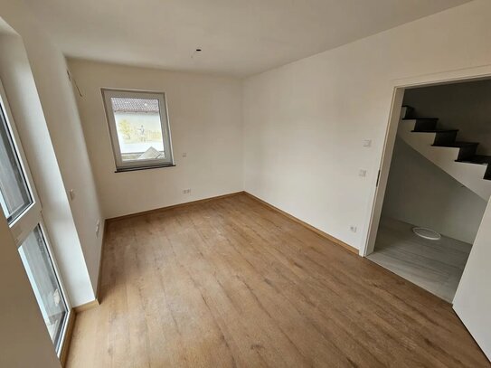 Haus zur Miete, for rent at München, Lochhausen,, (81249), Germany