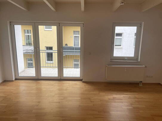 Wohnung 33 m² 395 € zur Miete Herrenstr. 14,Innenstadt,Halle (Saale)(06108)