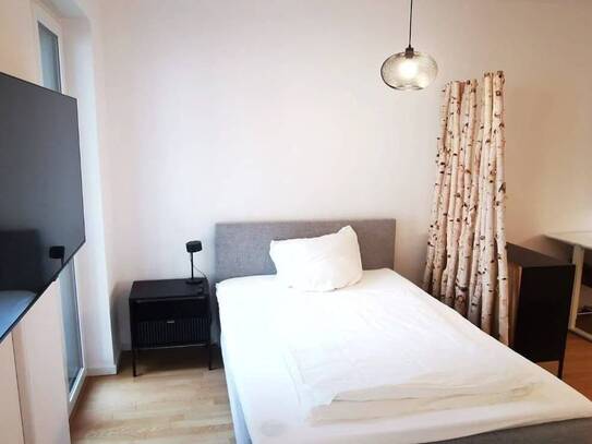 Kaltmiete zzgl. Nebenkosten, for rent at Grusonstraße 00 , Ostend , Frankfurt am Main (60314)