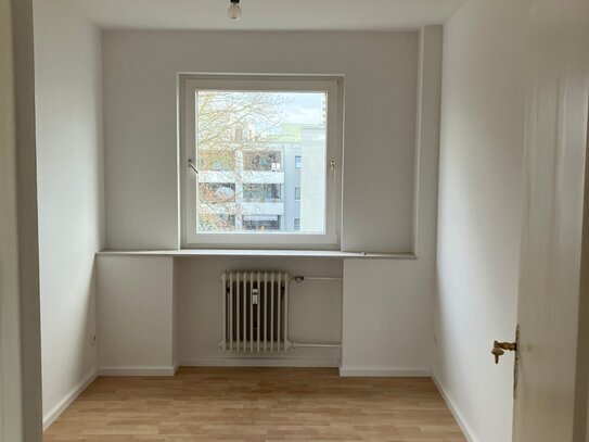 Wohnung zur Miete, for rent at (12353), Berlin, Buckow,, Germany