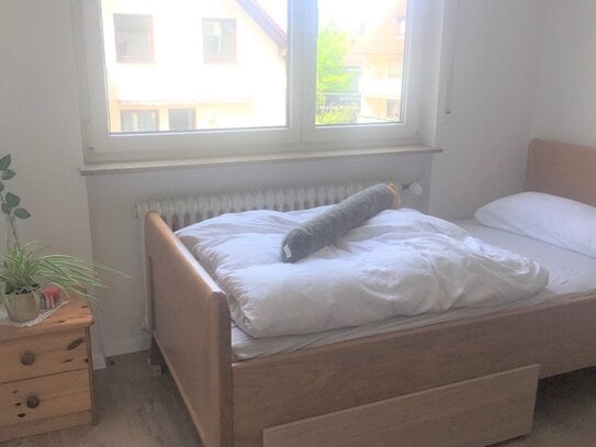 WG-Zimmer zur Miete · Wohnen auf Zeit, for rent at Stuttgart-Plieningen, Plieningen,, (70599), Germany