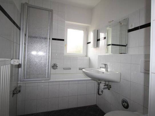 Nettokaltmiete exkl. Betriebskosten, for rent at Lippstädter Straße 11 , Senne , Bielefeld (33659)