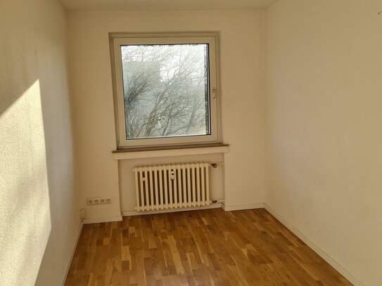 Kaltmiete zzgl. Nebenkosten, for rent at Duisburg (47178), Germany