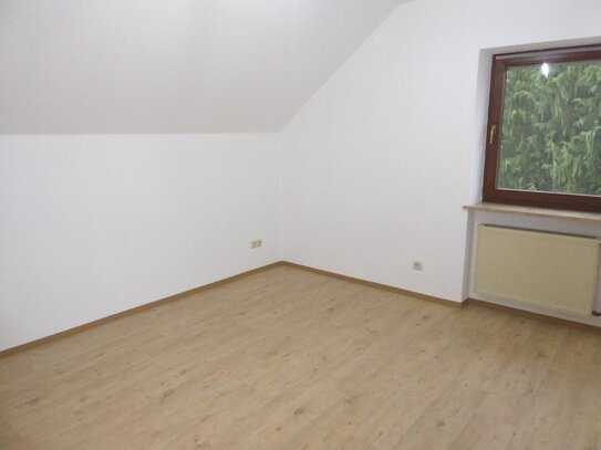 Wohnung zur Miete, for rent at Neuses/Eggolsheim, Neuses,, (91330), Germany