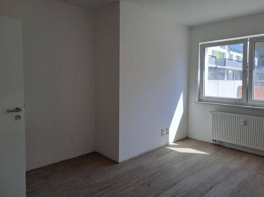 Nettokaltmiete exkl. Betriebskosten, for rent at Töpferwall 1 , Bitterfeld , Bitterfeld-Wolfen (06749)