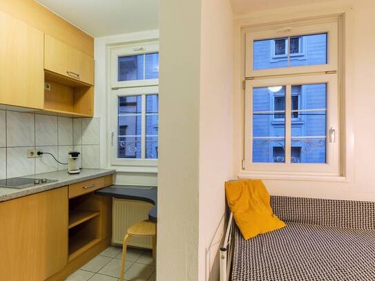 Wohnung 17 m² 990 € zur Miete Leonhardstrasse 0,Mitte,Stuttgart(70182)