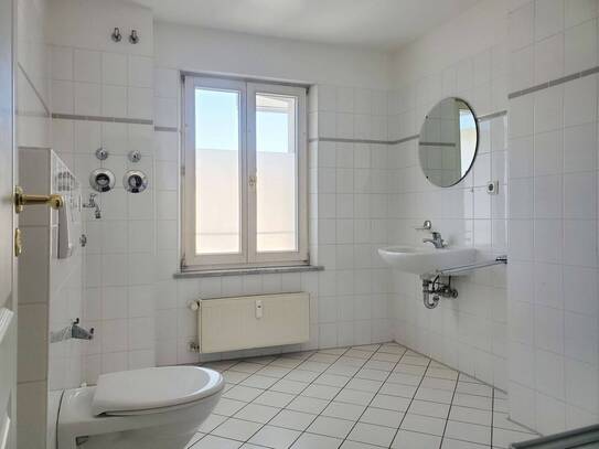 Kaltmiete zzgl. Nebenkosten, for rent at Streiberstraße 12 , Innenstadt , Halle (Saale) (06110)