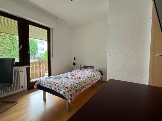 WG-Zimmer zur Miete · Wohnen auf Zeit, for rent at Sillenbuch,, (70619), Stuttgart Sillenbuch, Germany