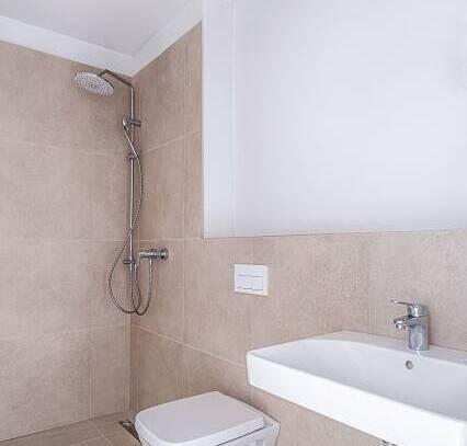 Nettokaltmiete exkl. Betriebskosten, for rent at Hertzstraße 19 , Wilhelmsruh , Berlin (13158)