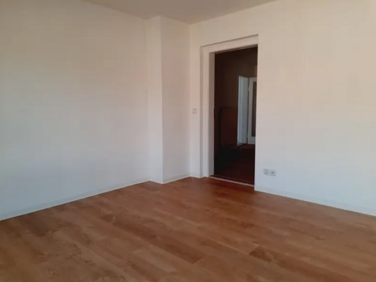 Wohnung zur Miete, for rent at Lutherviertel 221,, Chemnitz, (09126), Germany