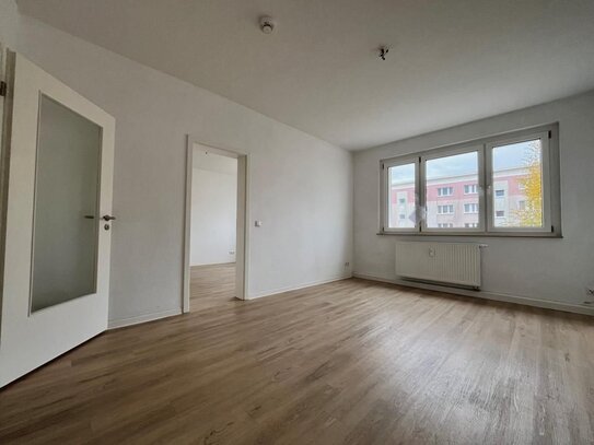 Kaltmiete zzgl. Nebenkosten, for rent at Wohnkomplex 6, Eisenhüttenstadt (15890), Germany