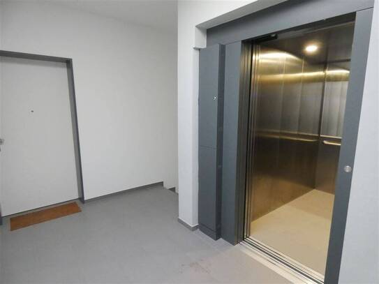 Kaltmiete zzgl. Nebenkosten, for rent at Erich-Zeigner-Allee 62 D , Plagwitz , Leipzig (04229)